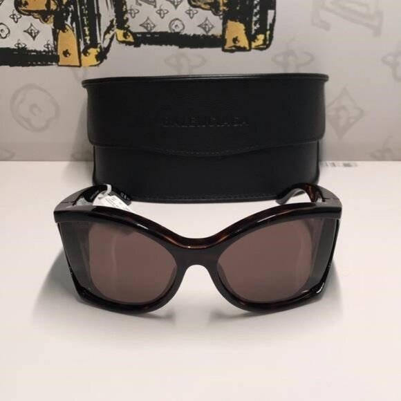 Stylish Tortoiseshell Sunglasses BB0154s 002 - Picture 5 of 11